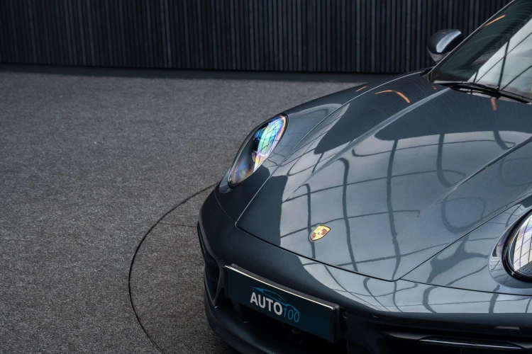 Vehicle Image 30