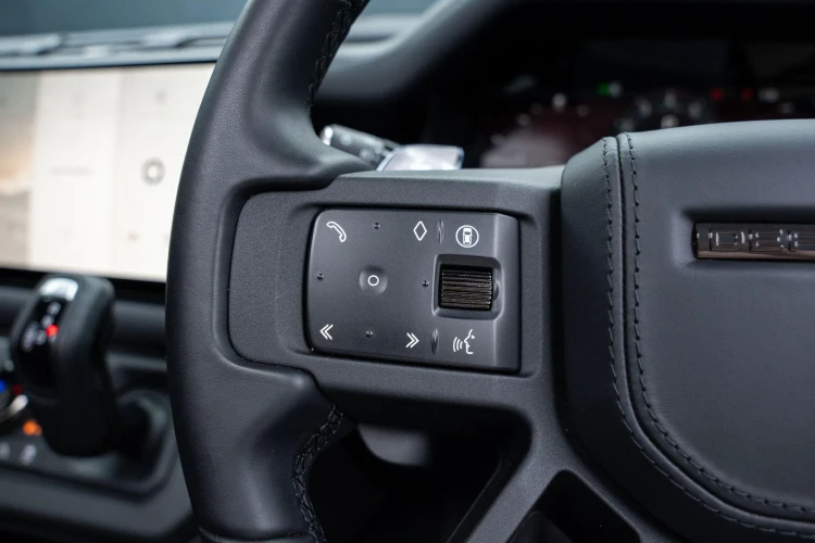 Vehicle Image 33