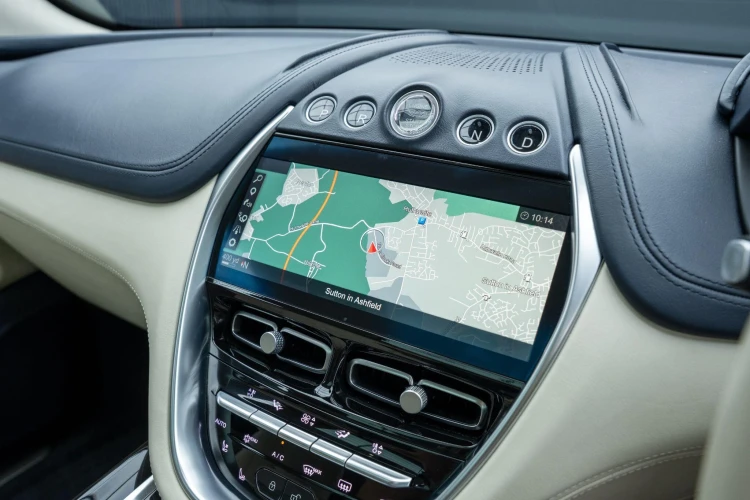 Vehicle Image 8
