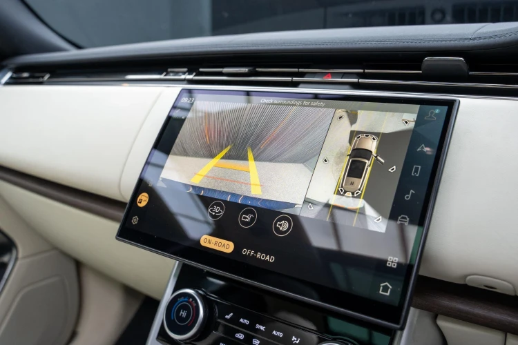 Vehicle Image 8