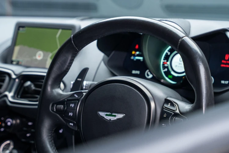 Vehicle Image 36