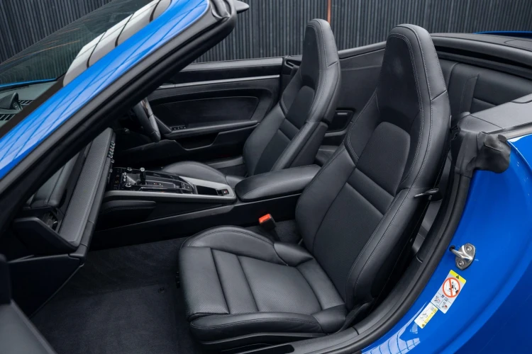 Vehicle Image 37