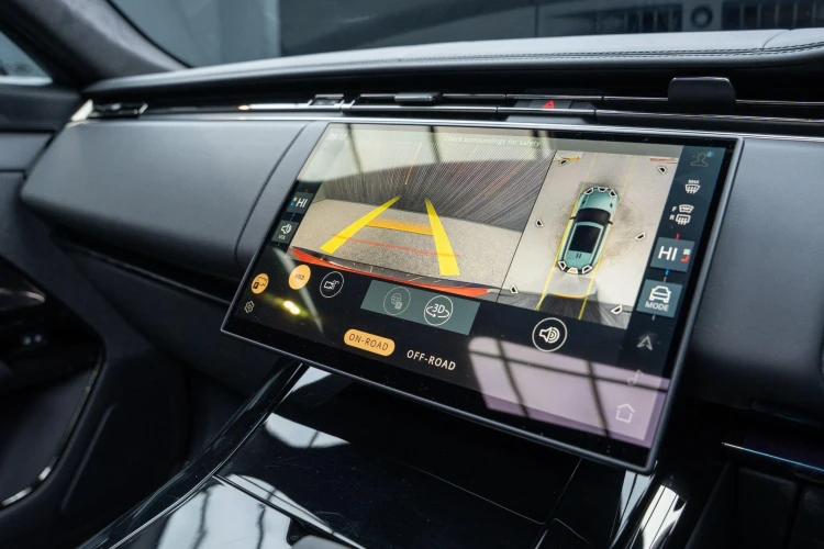 Vehicle Image 8