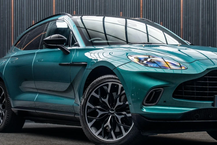 Vehicle Image 7