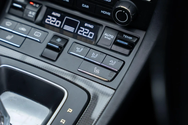 Vehicle Image 31