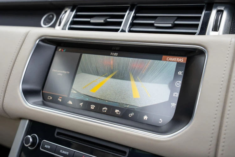 Vehicle Image 8