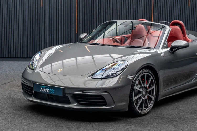 Vehicle Image 7