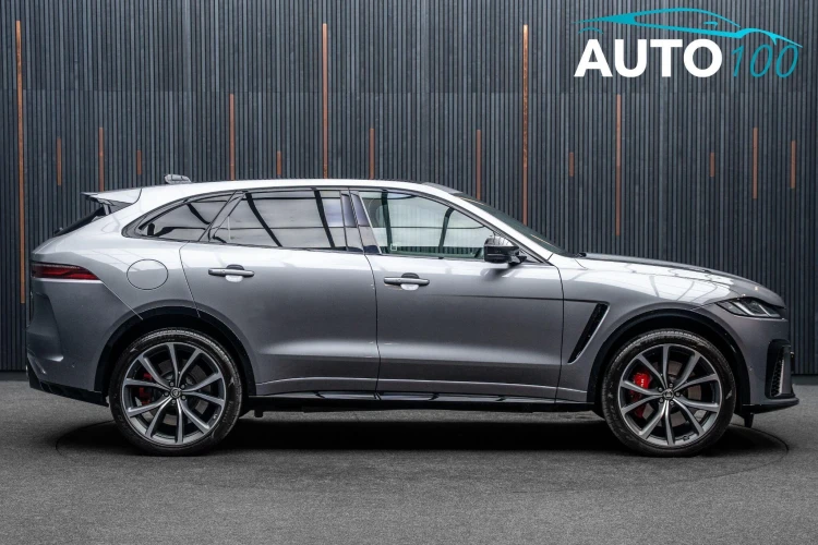 Vehicle Image 11