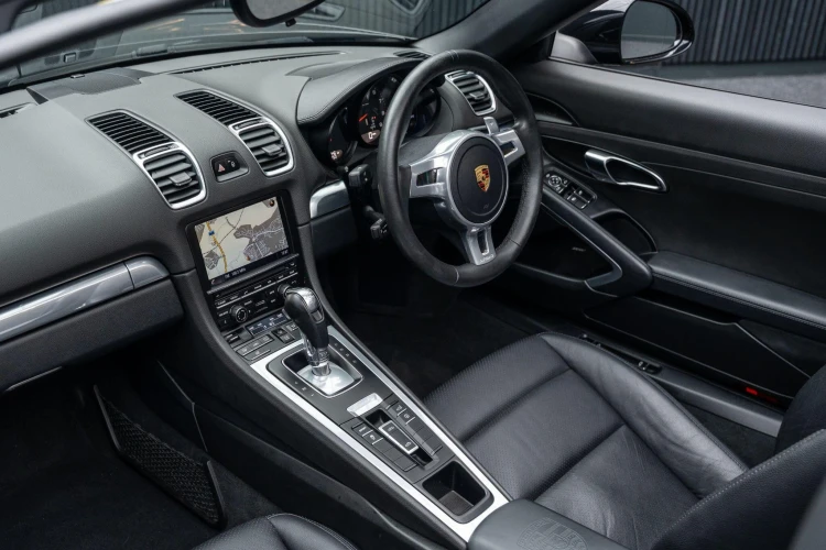 Vehicle Image 35