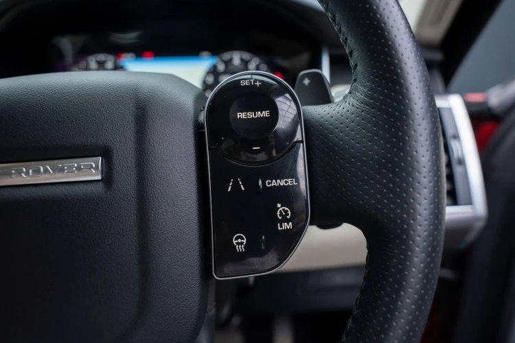 Vehicle Image 22