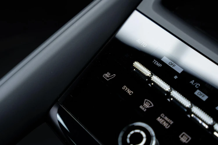 Vehicle Image 30