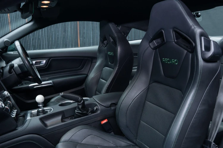 Vehicle Image 35