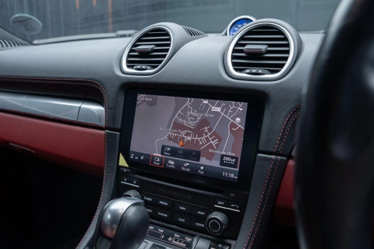 Vehicle Image 10