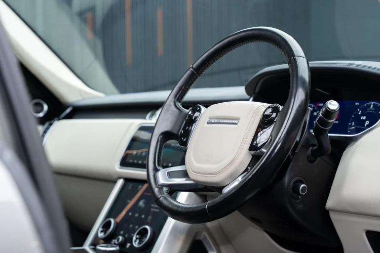 Vehicle Image 20