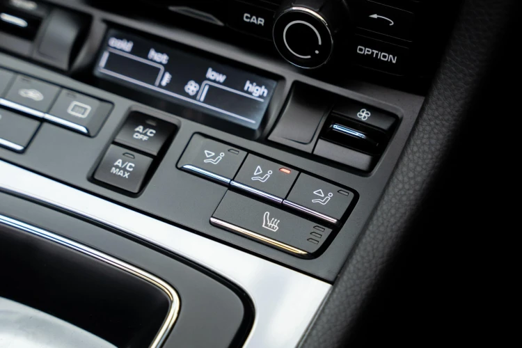 Vehicle Image 20