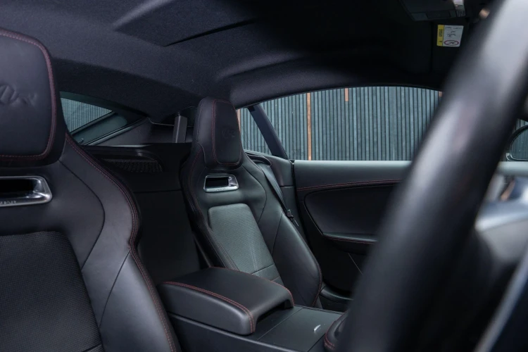 Vehicle Image 37