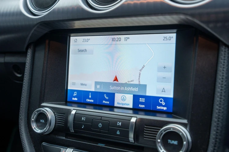 Vehicle Image 8