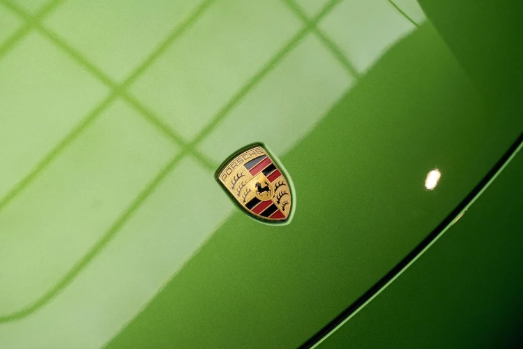 Vehicle Image 25
