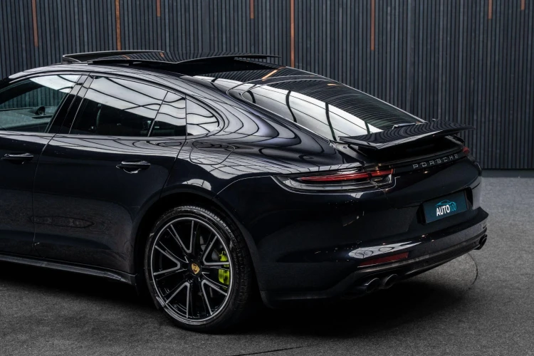 Vehicle Image 19
