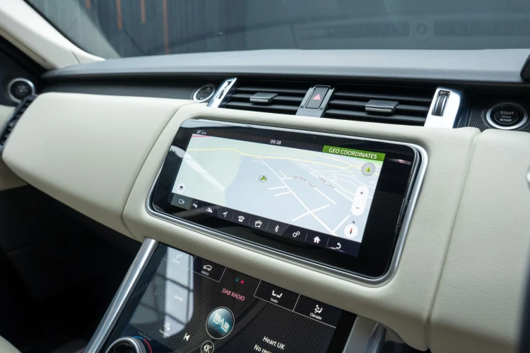 Vehicle Image 8