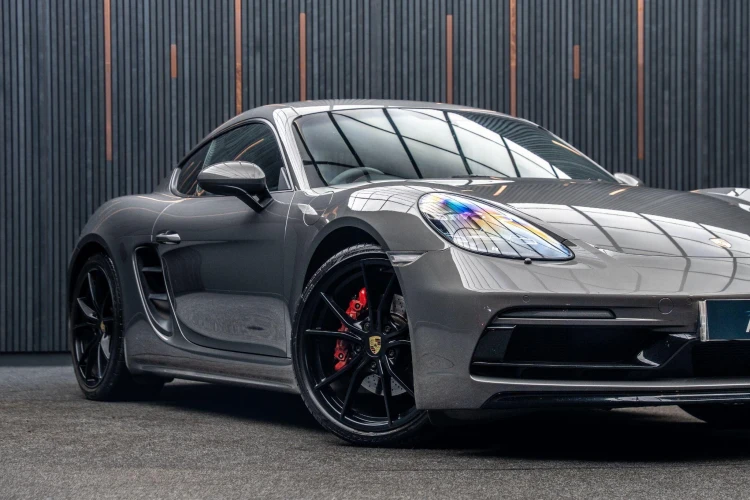 Vehicle Image 7