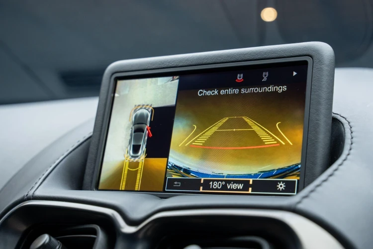 Vehicle Image 6