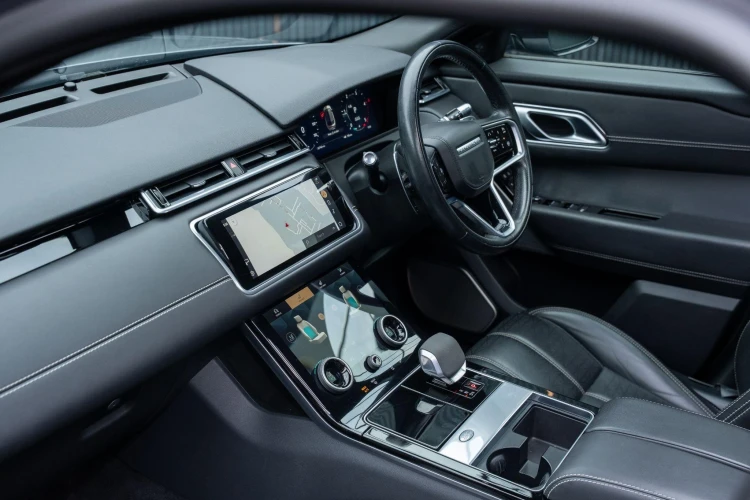 Vehicle Image 35