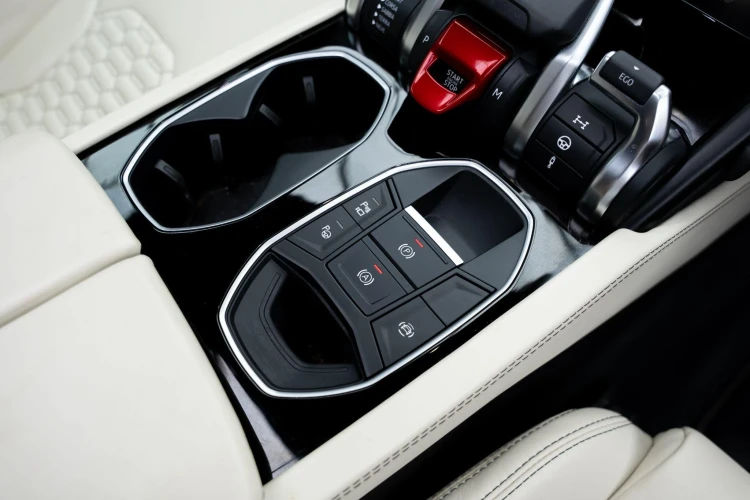 Vehicle Image 31