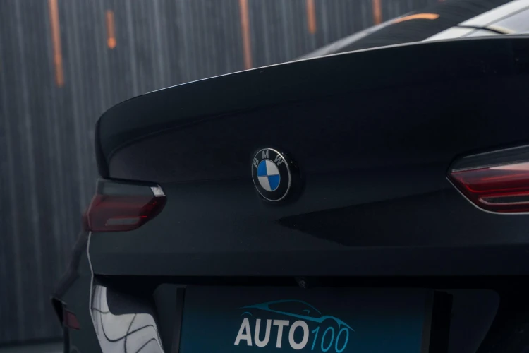 Vehicle Image 23