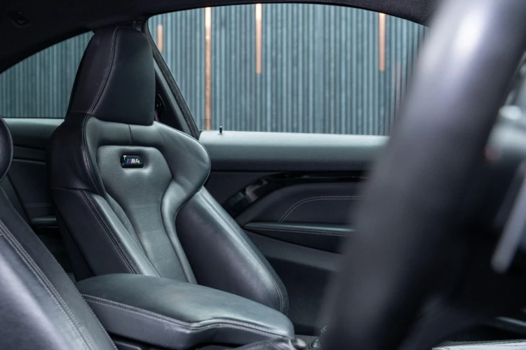 Vehicle Image 35