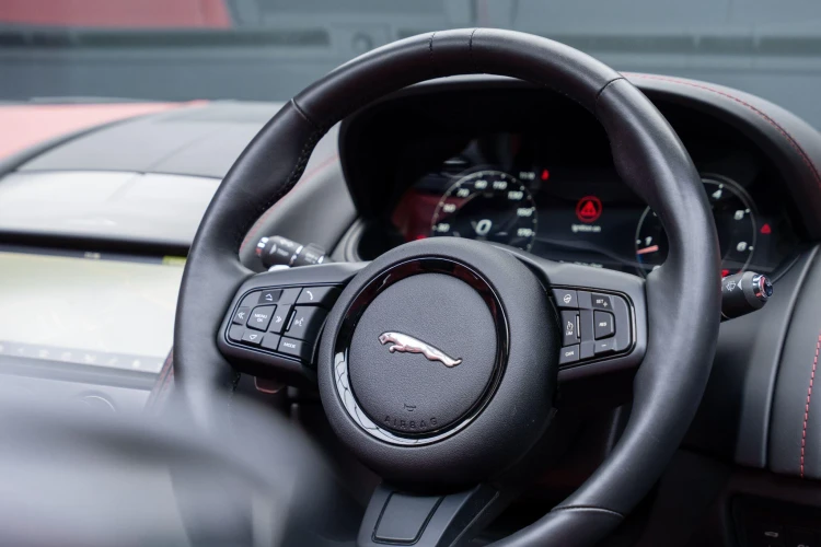 Vehicle Image 42