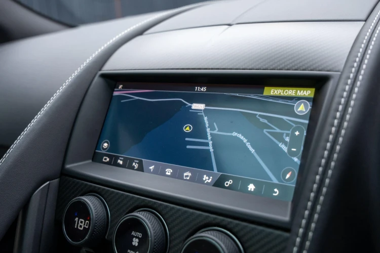 Vehicle Image 8