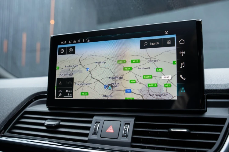 Vehicle Image 10