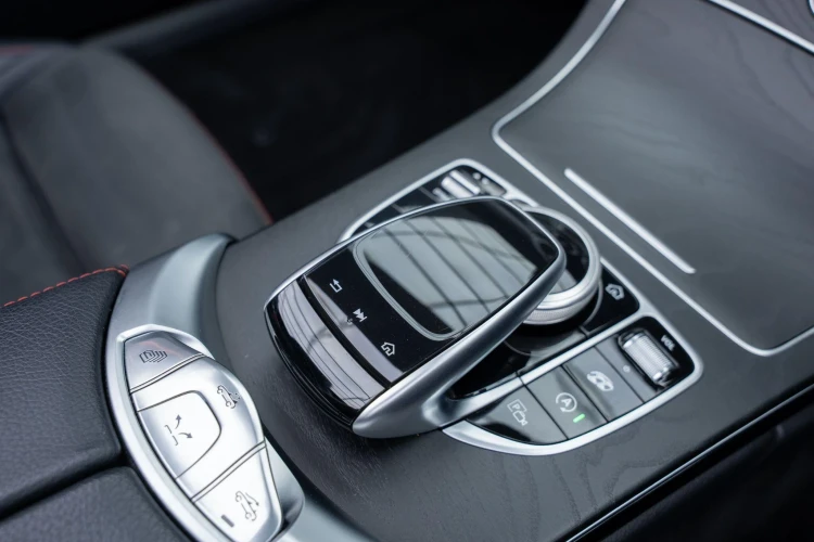 Vehicle Image 20