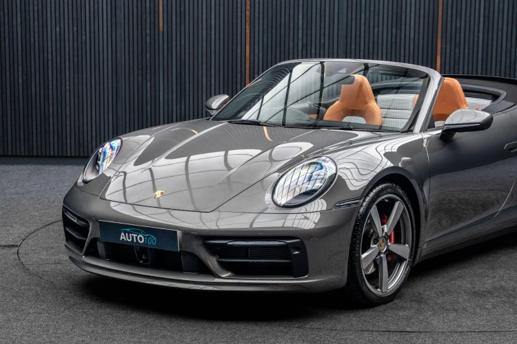 Vehicle Image 11