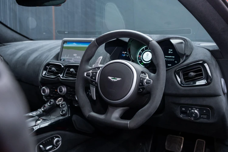Vehicle Image 7