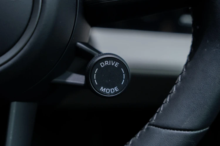 Vehicle Image 30