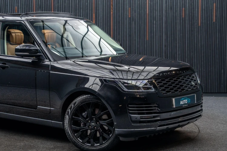 Vehicle Image 9