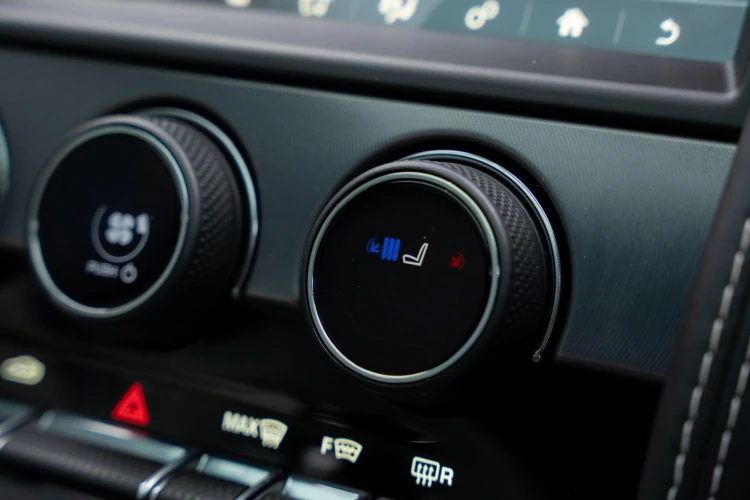 Vehicle Image 18