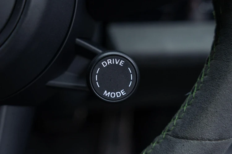 Vehicle Image 22