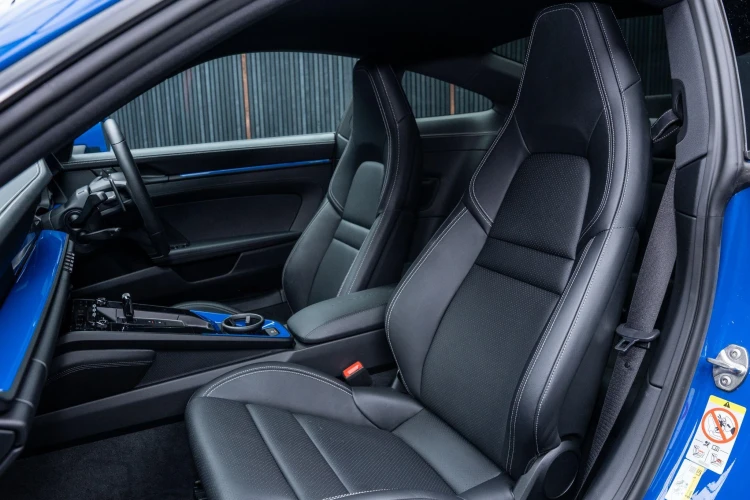 Vehicle Image 36