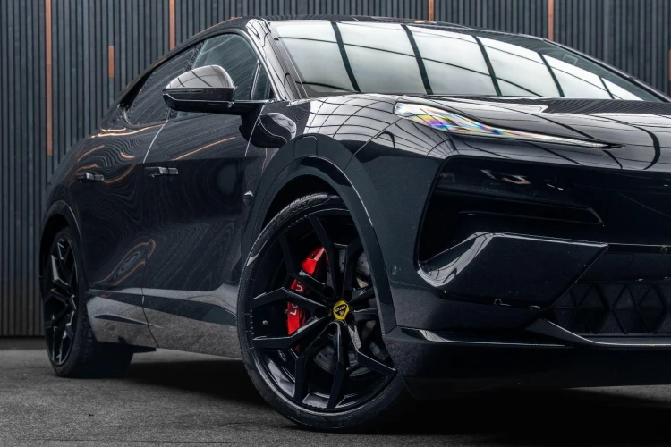 Vehicle Image 7