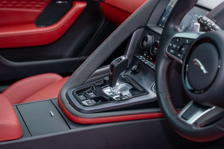Vehicle Image 35