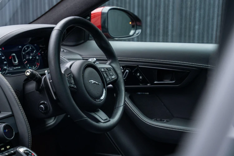 Vehicle Image 36