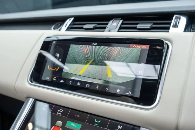 Vehicle Image 8