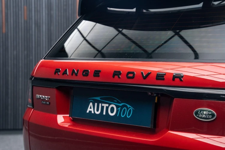 Vehicle Image 25