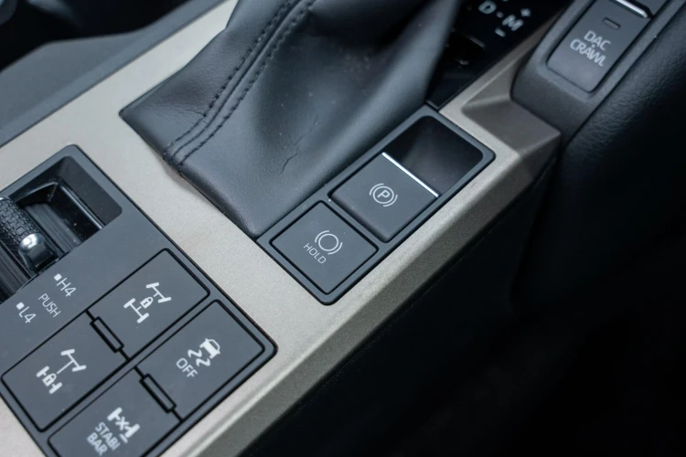 Vehicle Image 33