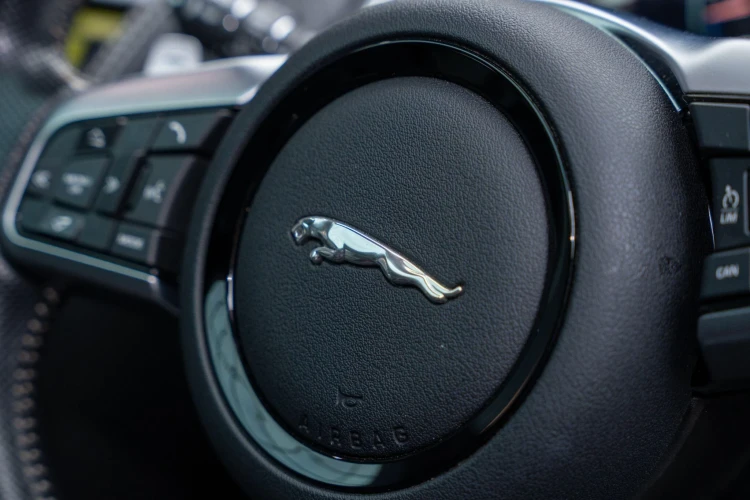 Vehicle Image 37