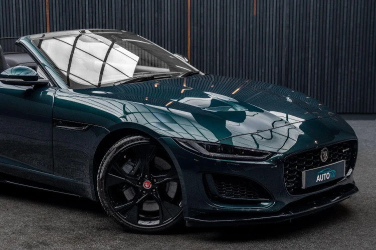 Vehicle Image 9