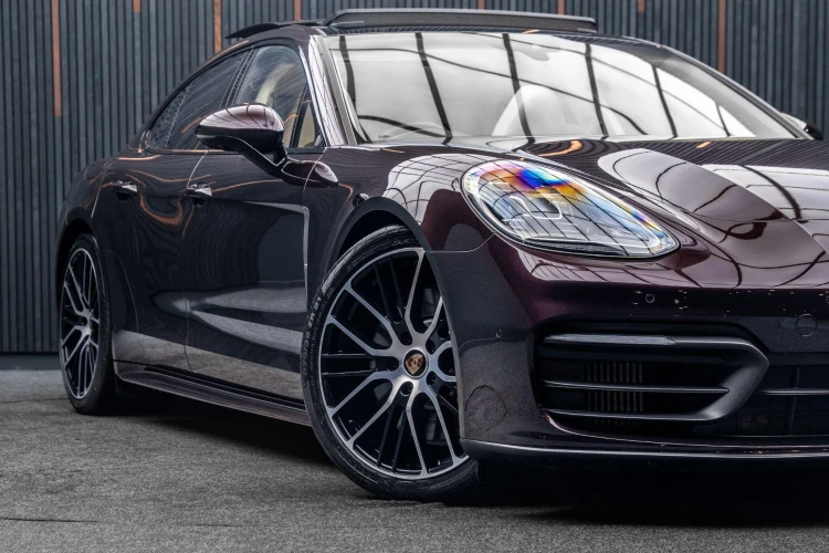 Vehicle Image 7